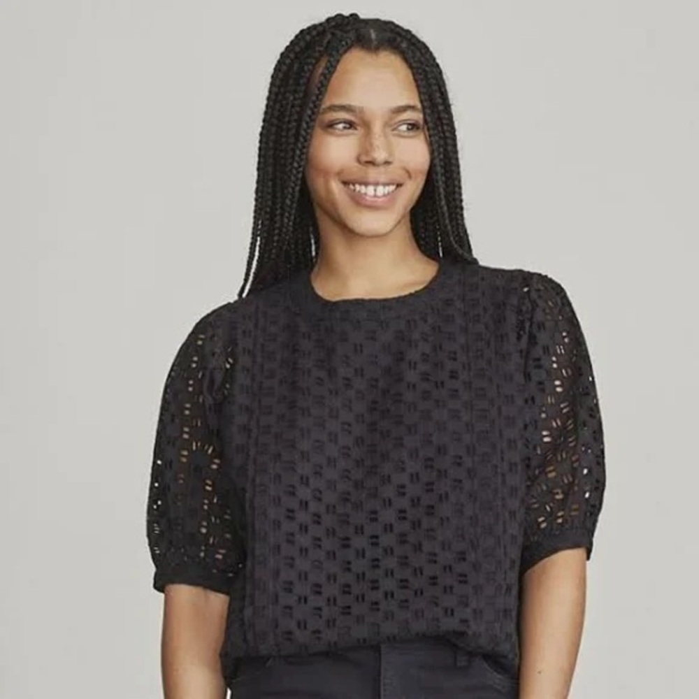 Elizabeth & James Black Eyelet Puff Sleeve Blouse Top High Neck